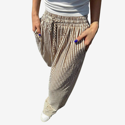 Zara | Pantalones informales a rayas